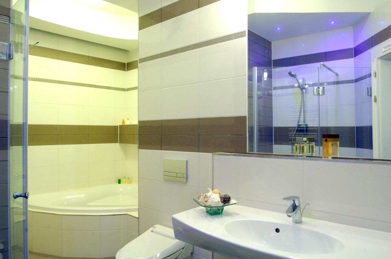 Soleil Apartman Szeged Exteriör bild