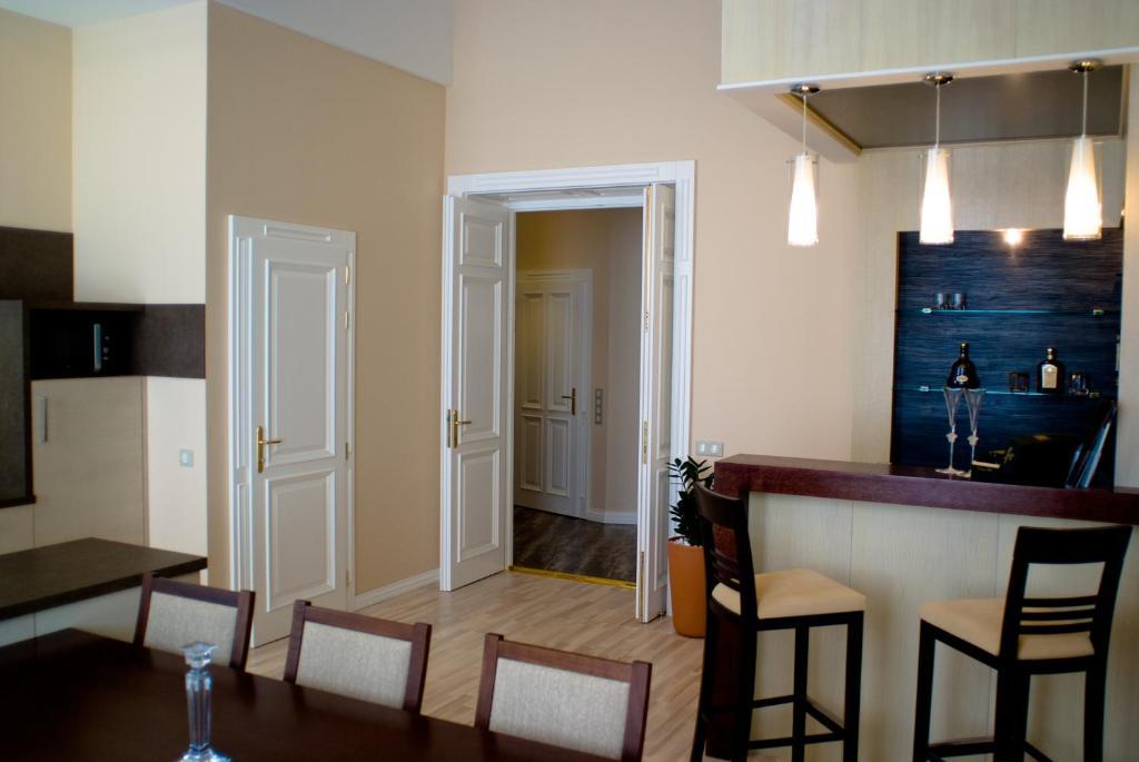 Soleil Apartman Szeged Rum bild