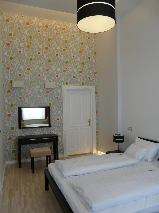 Soleil Apartman Szeged Rum bild